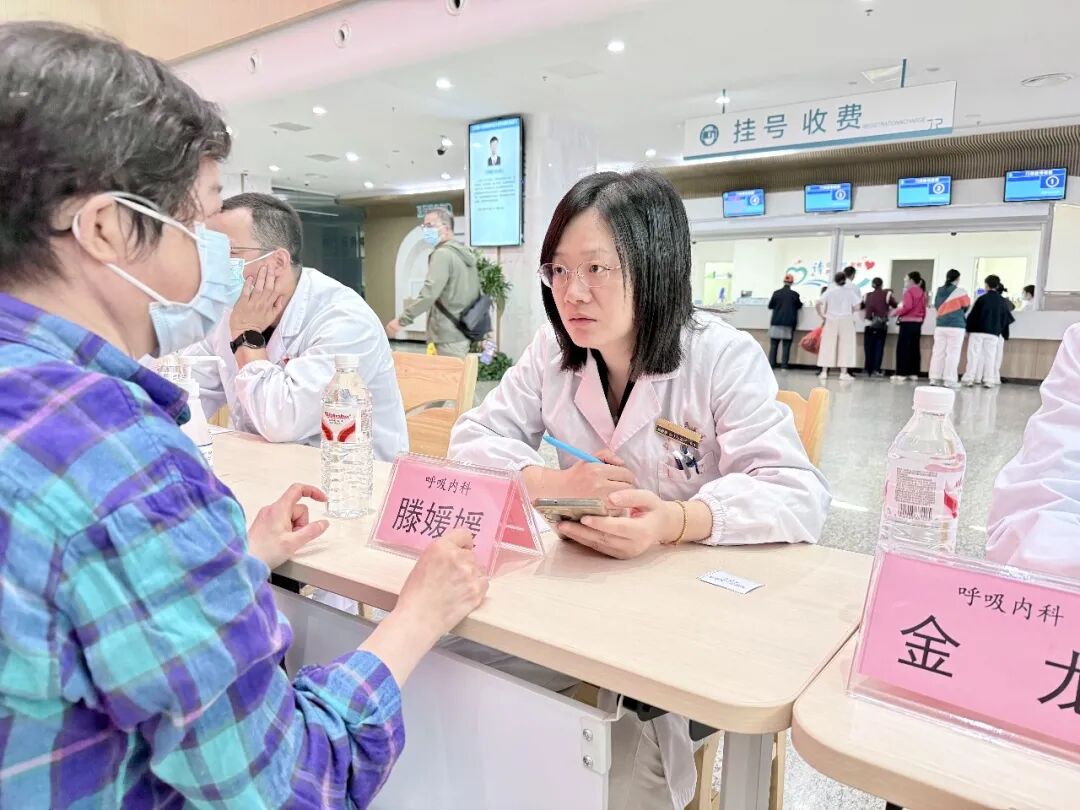 九秩薪火传基层：省市专家句容开展惠民义诊