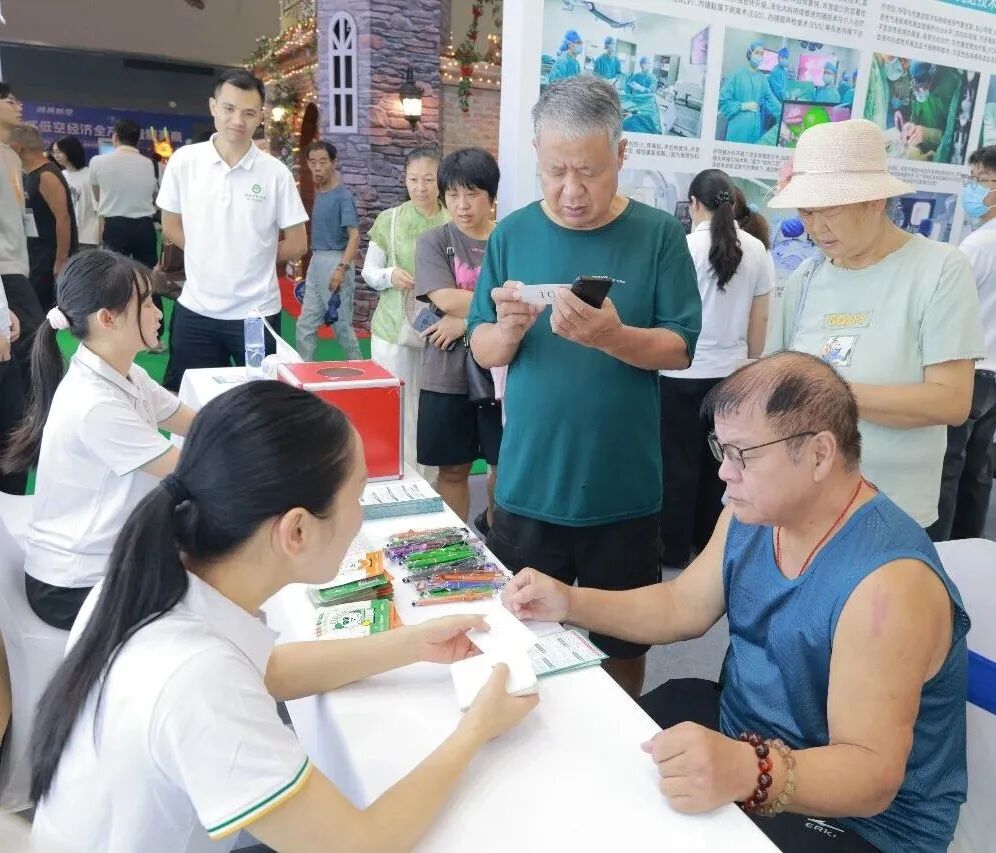游山水胜景 赴健康之约｜桂医大一附院圆满完成第23届东博会旅游展参展工作