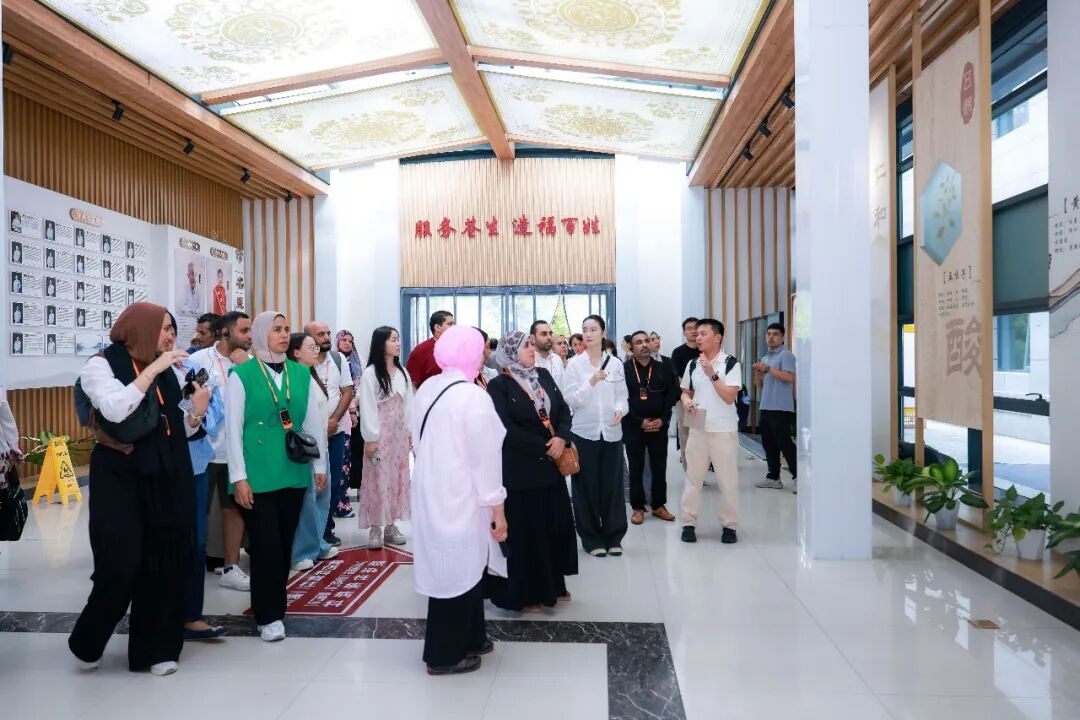 感受中医魅力 促进文明互鉴——埃及中央组织和行政事务局研修班参访西安市中医医院