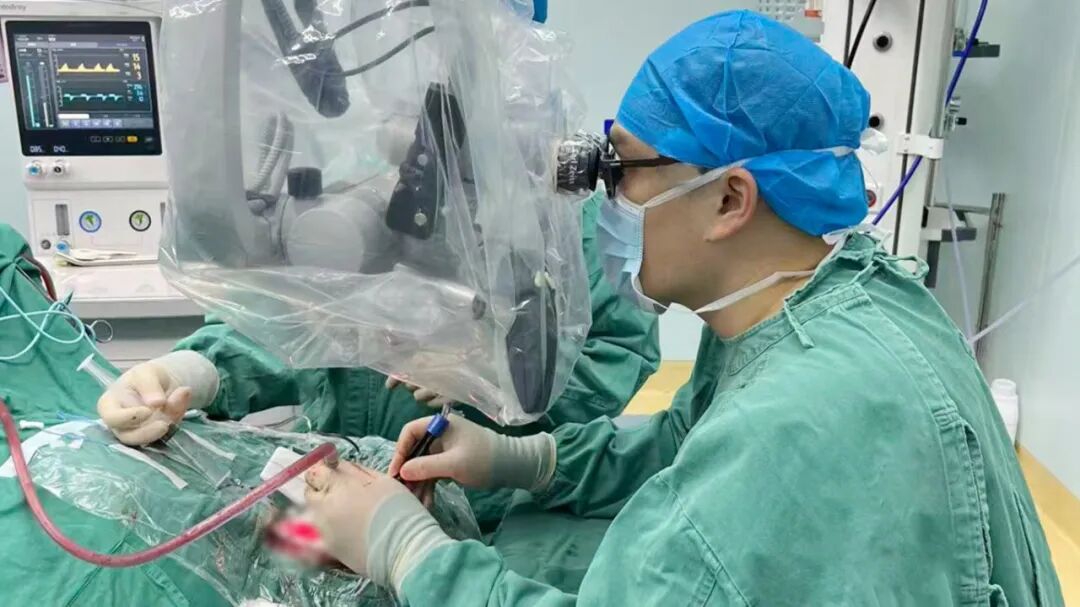 从人才引进到技术强院,让全国看见「广西刀锋」——这群外科医生,把微创做成了艺术