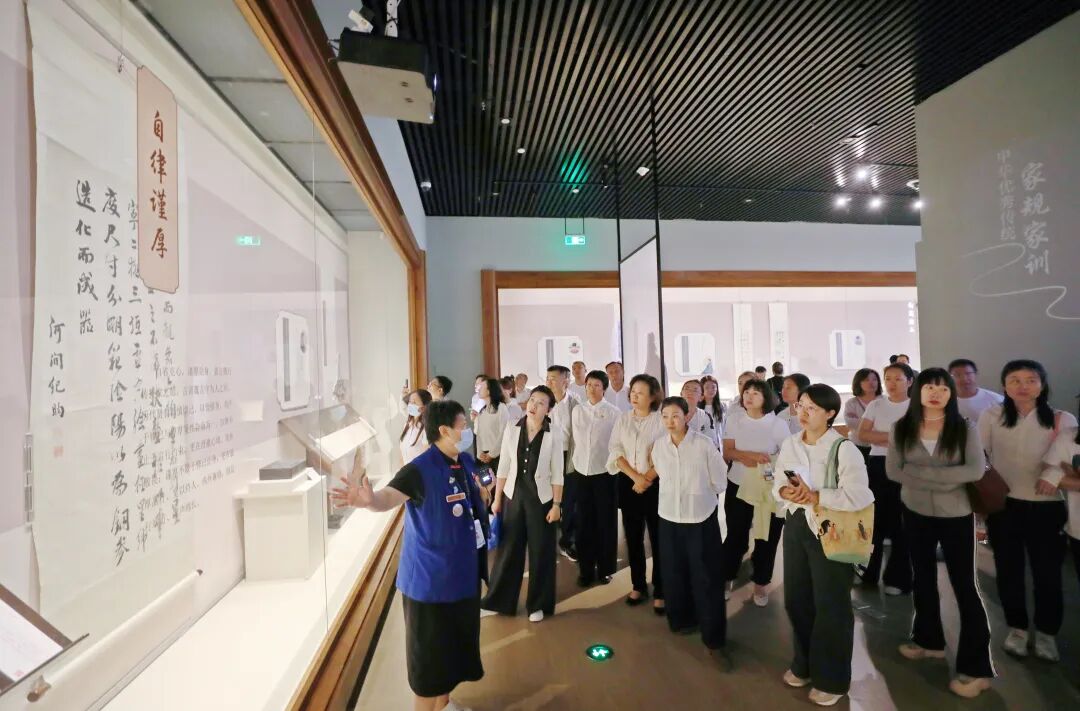 纪检工作 | 深化家风教育 崇廉拒腐风尚——本溪市中心医院参观“家正国兴——中华优秀传统家规家训家风主题展”