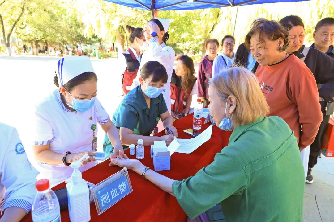 公益巡诊 | 义诊送健康 服务暖人心——本溪市中心医院“服务百姓健康行动”全国大型义诊活动圆满举行