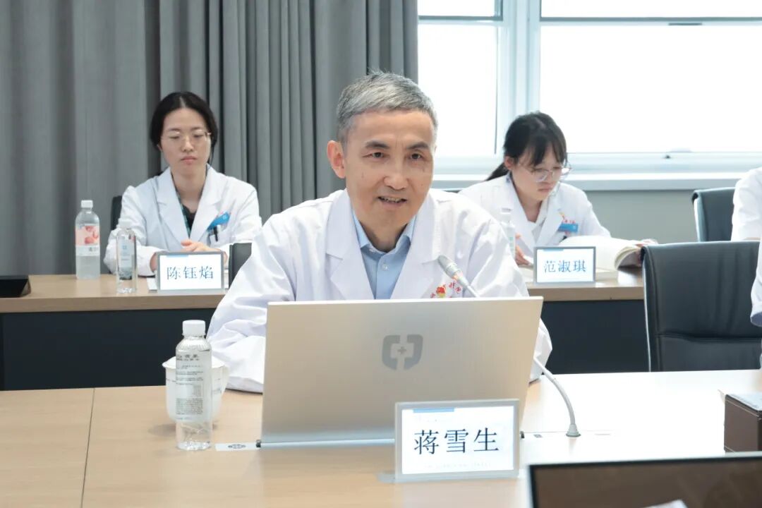 九十五载薪火传:一场跨越时空的医者对话