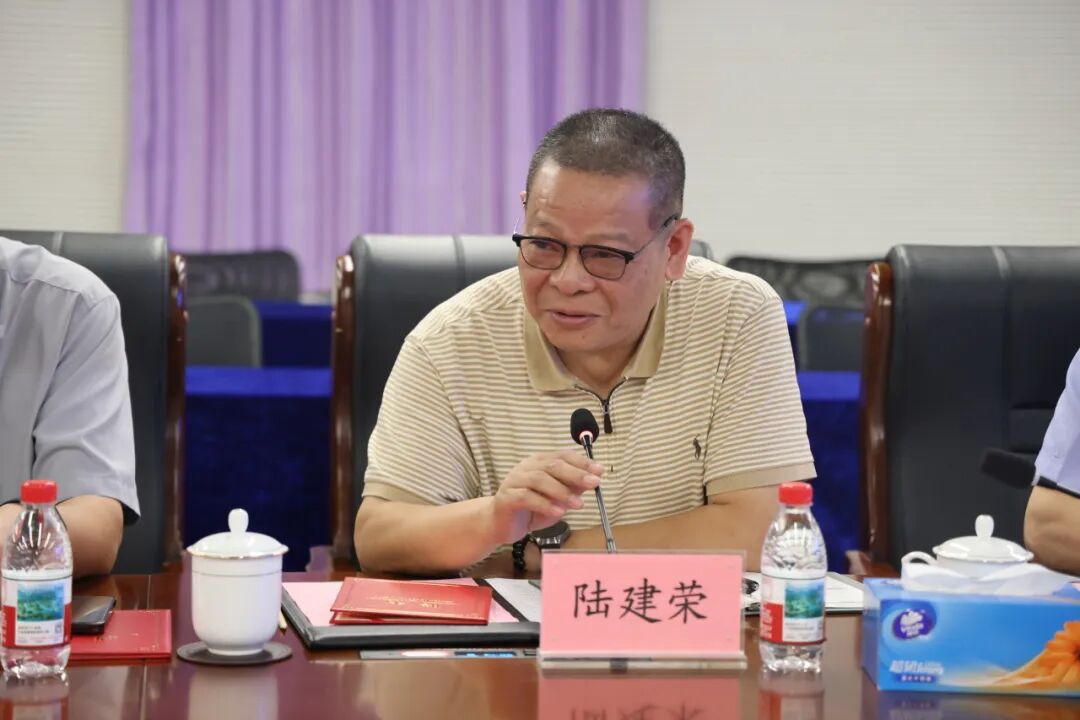 开门纳谏促提升｜我院召开2026年度行风监督员联席会议