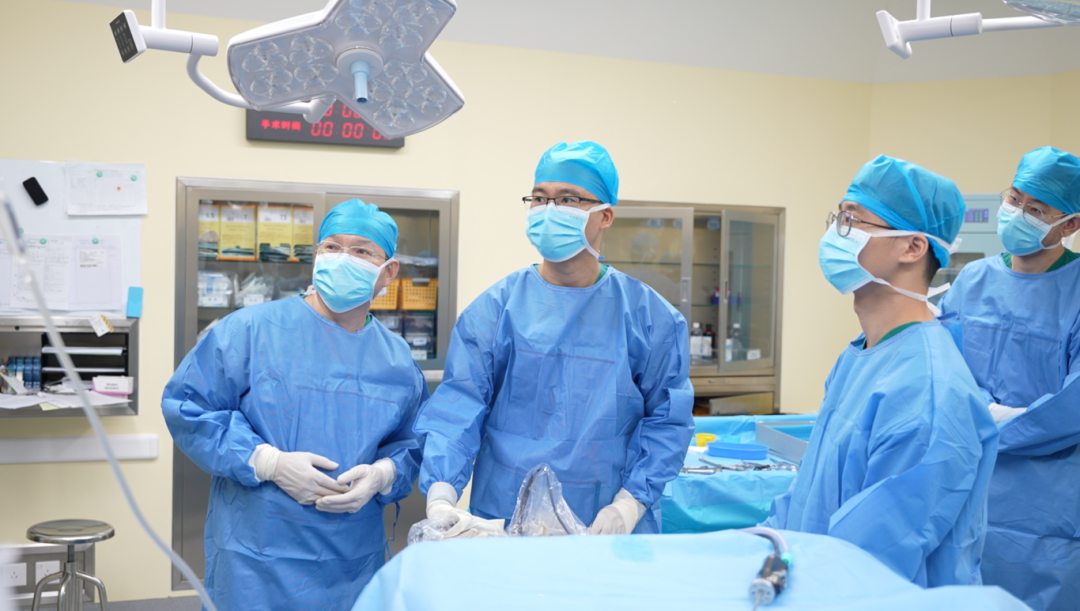 从人才引进到技术强院,让全国看见「广西刀锋」——这群外科医生,把微创做成了艺术