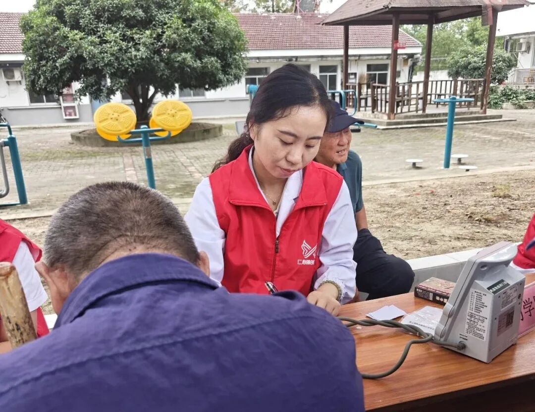 世界药师日 | 多学科联合义诊走进后白镇五保供养服务站