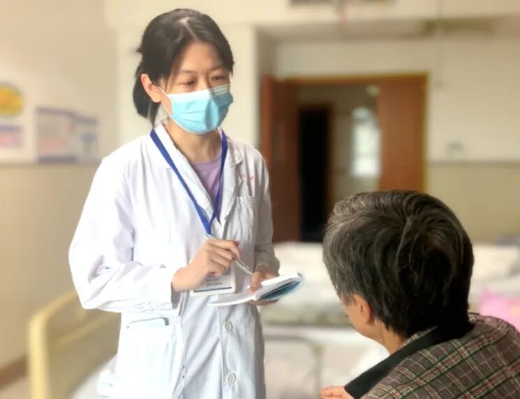第18个世界药师节——致敬药师：以专业筑防线，以温情护用药