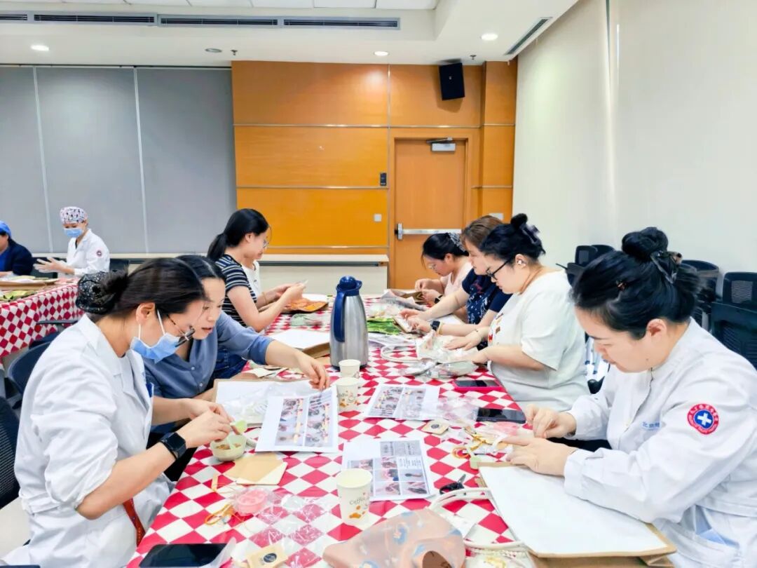 月满中秋，匠心传承 | 北京陆道培医院党支部联合工会开展中秋DIY活动