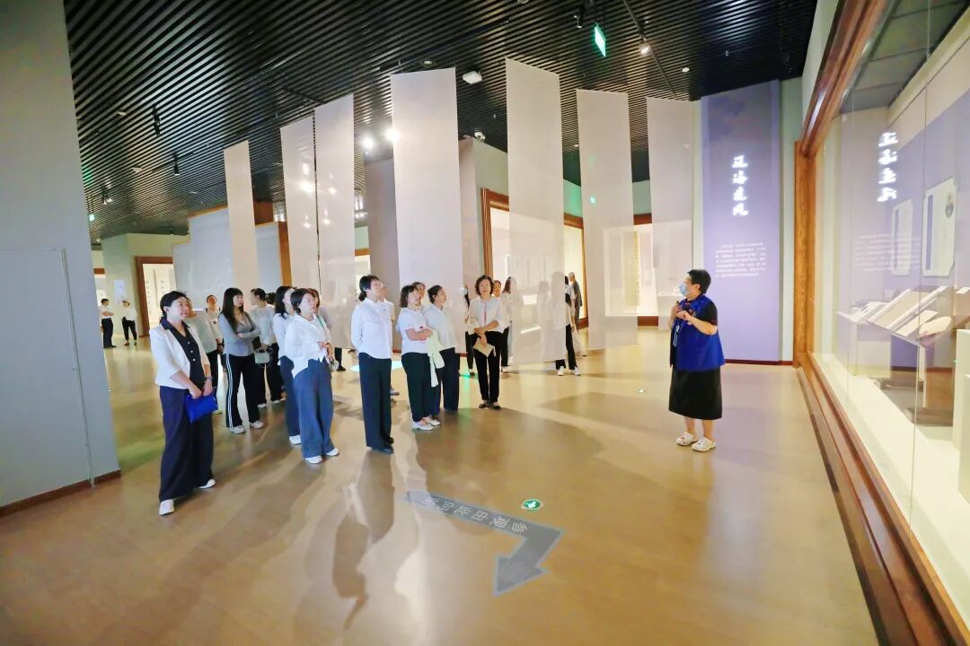 纪检工作 | 深化家风教育 崇廉拒腐风尚——本溪市中心医院参观“家正国兴——中华优秀传统家规家训家风主题展”