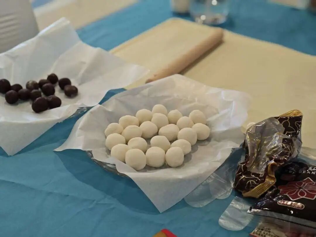 月圆人团圆，清晰共此时｜温州华厦明乐眼科医院月饼DIY活动温情落幕