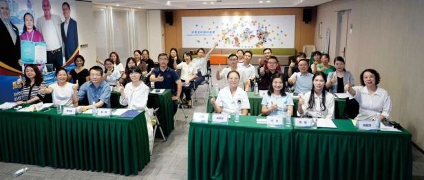 医路传承，感恩有您——爱尔眼科成都区域2026年教师节活动圆满落幕