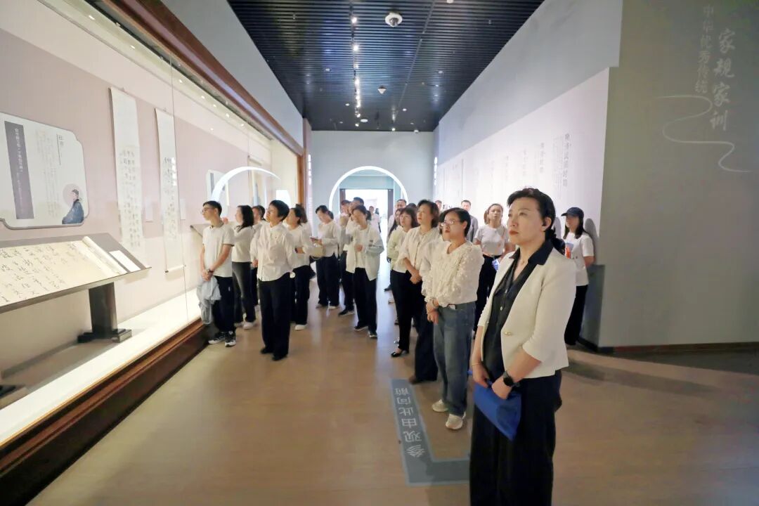 纪检工作 | 深化家风教育 崇廉拒腐风尚——本溪市中心医院参观“家正国兴——中华优秀传统家规家训家风主题展”