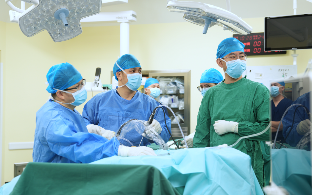 从人才引进到技术强院,让全国看见「广西刀锋」——这群外科医生,把微创做成了艺术