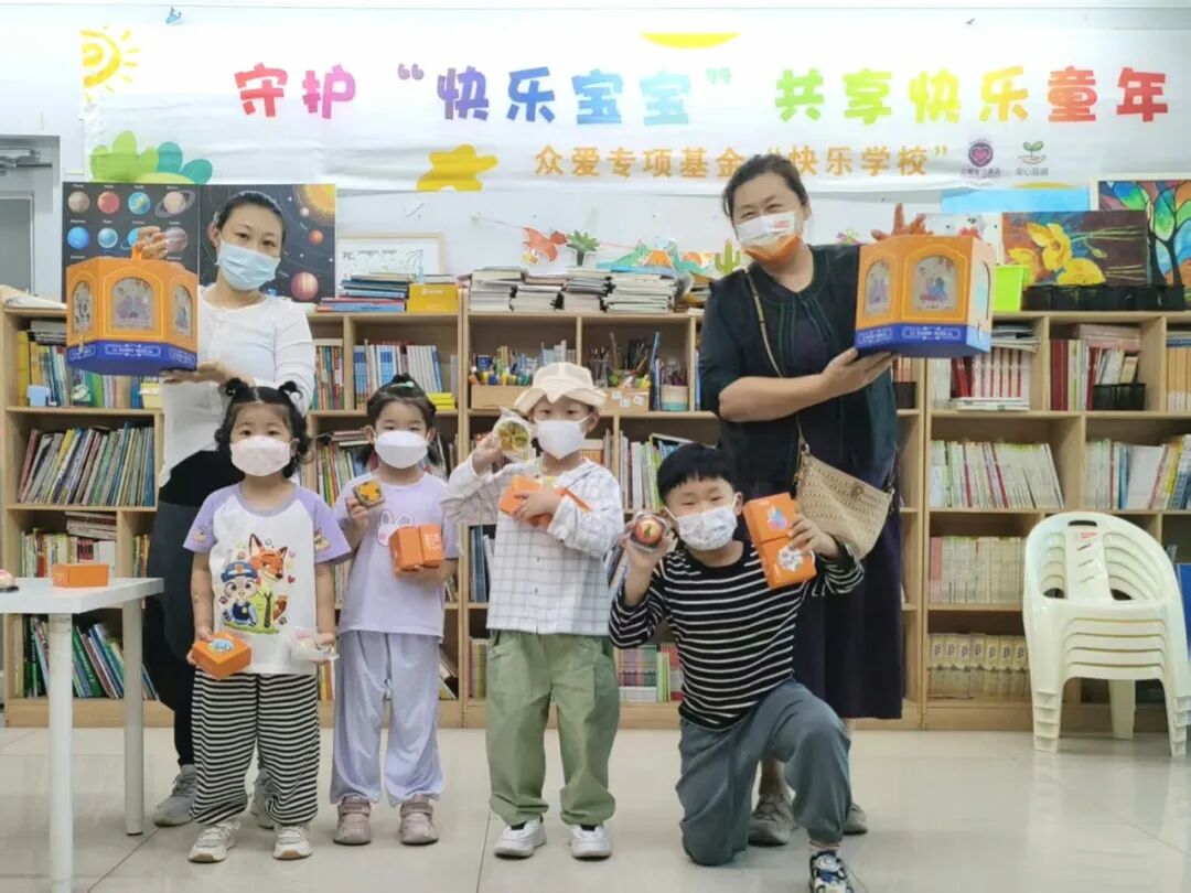 中秋特辑 | 以爱为光，月满中秋；心有归处，共赴团圆