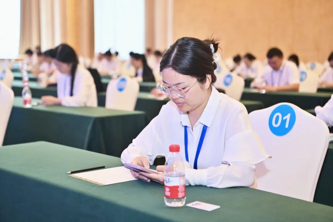 喜报丨我院药师团队在湖北省药学门诊技能竞赛中斩获佳绩