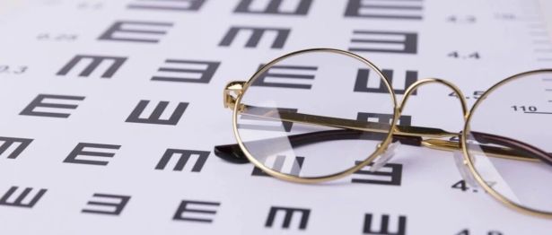 高度近视想做激光手术？先看这几个数据符不符合