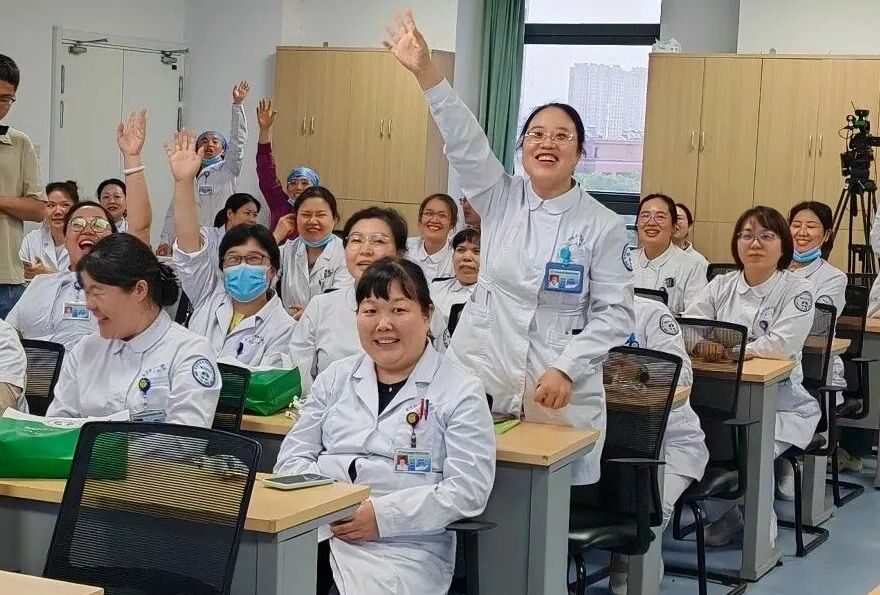 科学管理体重，乐享健康生活——第十八期科普大讲堂圆满举办
