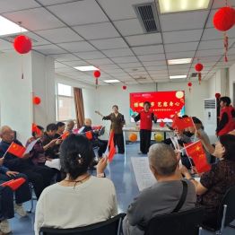 【“艺”起度佳节 银龄享安康】市中心医院艺术疗愈赋能老年慢病管理
