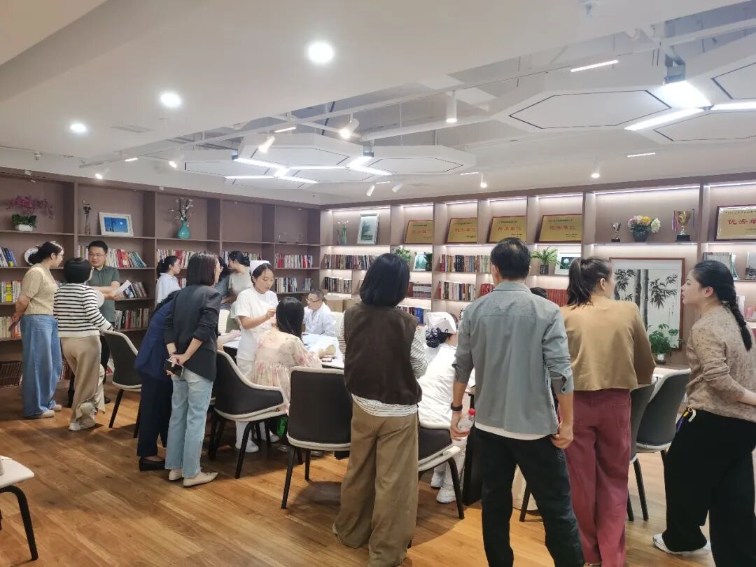 西安市中医医院赴西安市人民检察院开展“健康进机关”公益义诊活动