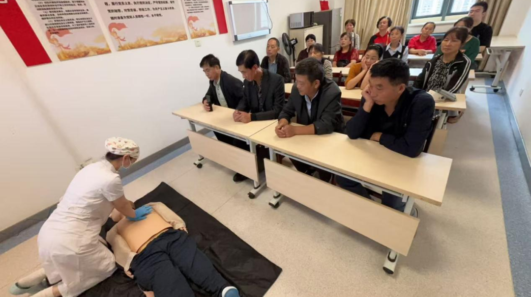 世界心脏日｜律动不息，我院开展心脏健康科普公益活动