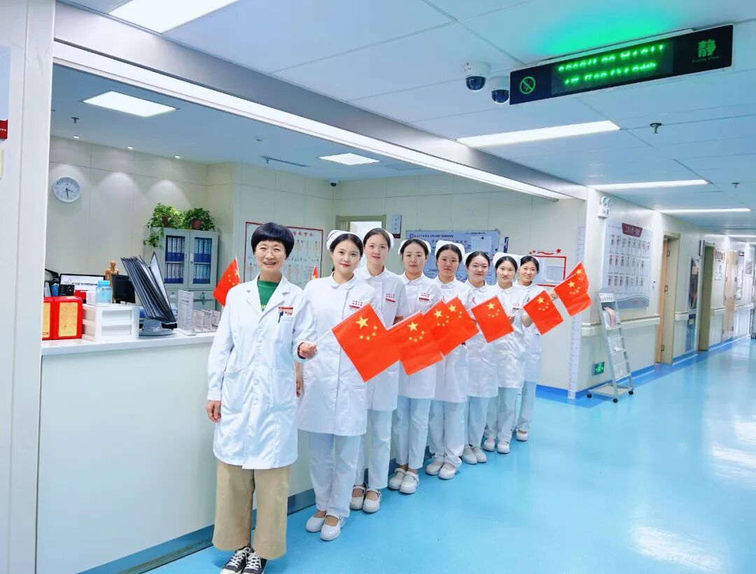 光影献礼迎华诞 惠民服务暖人心——我院开展国庆主题活动