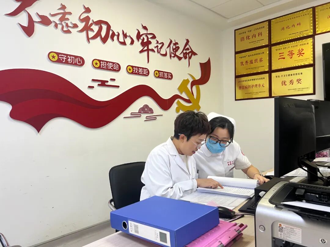 光影献礼迎华诞 惠民服务暖人心——我院开展国庆主题活动