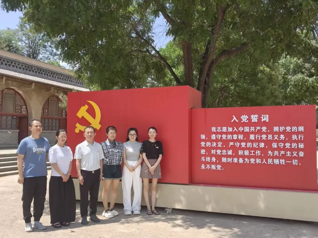 光影献礼迎华诞 惠民服务暖人心——我院开展国庆主题活动