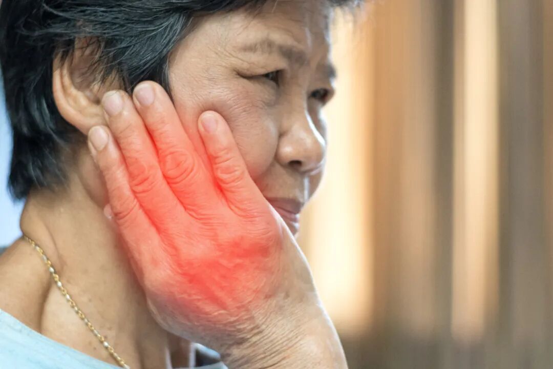 疼痛敏感能不能种牙？看完这篇你心里就有底了！