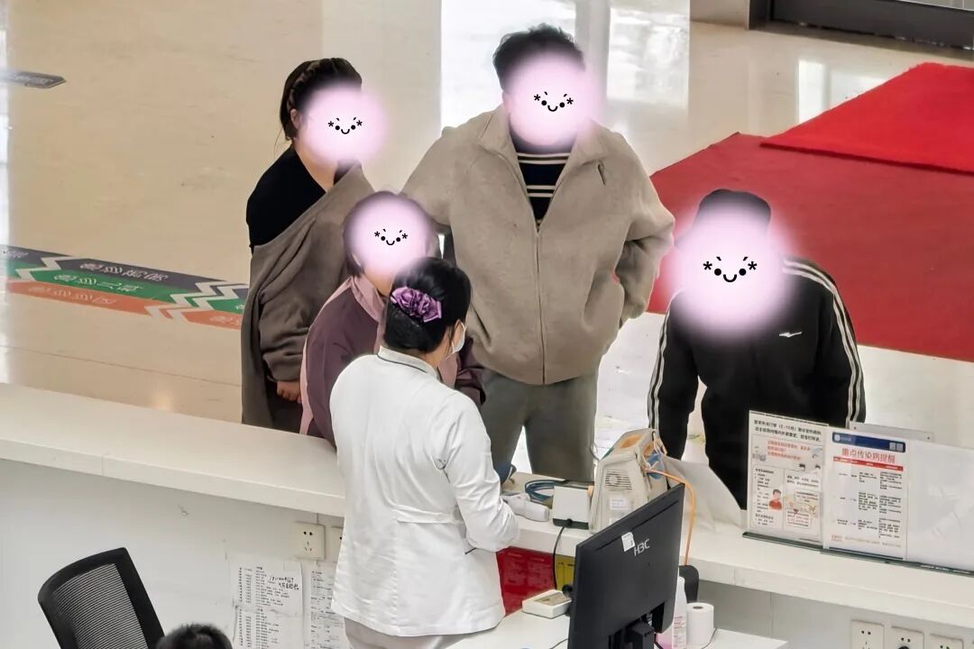 国庆特辑｜翻开“我们”的朋友圈故事