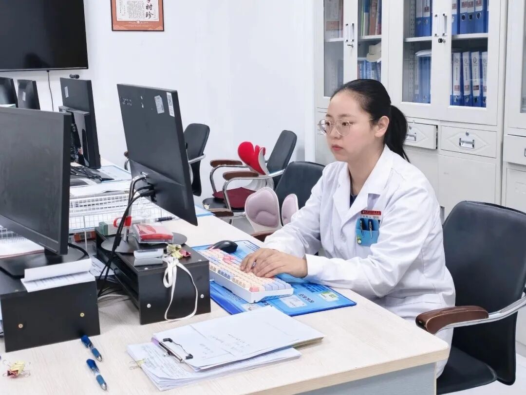 【国庆我在岗 白衣守平安】延安中医人这样过佳节！