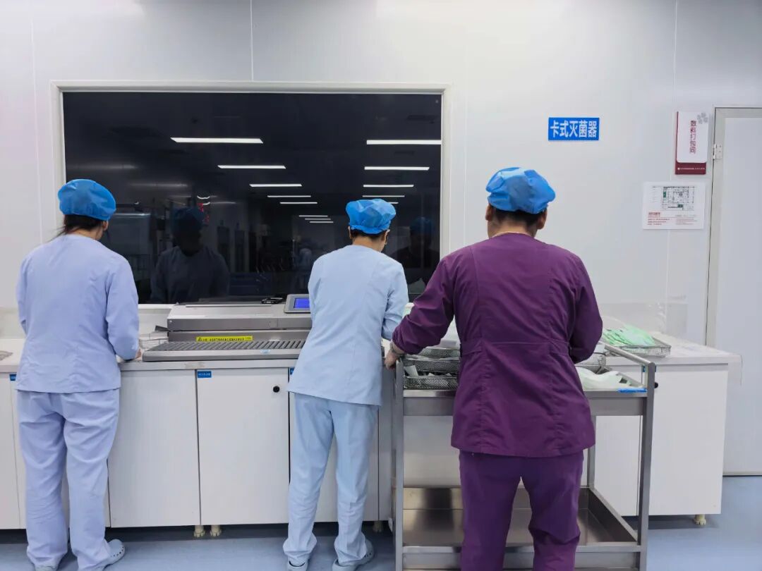 【国庆我在岗 白衣守平安】延安中医人这样过佳节！