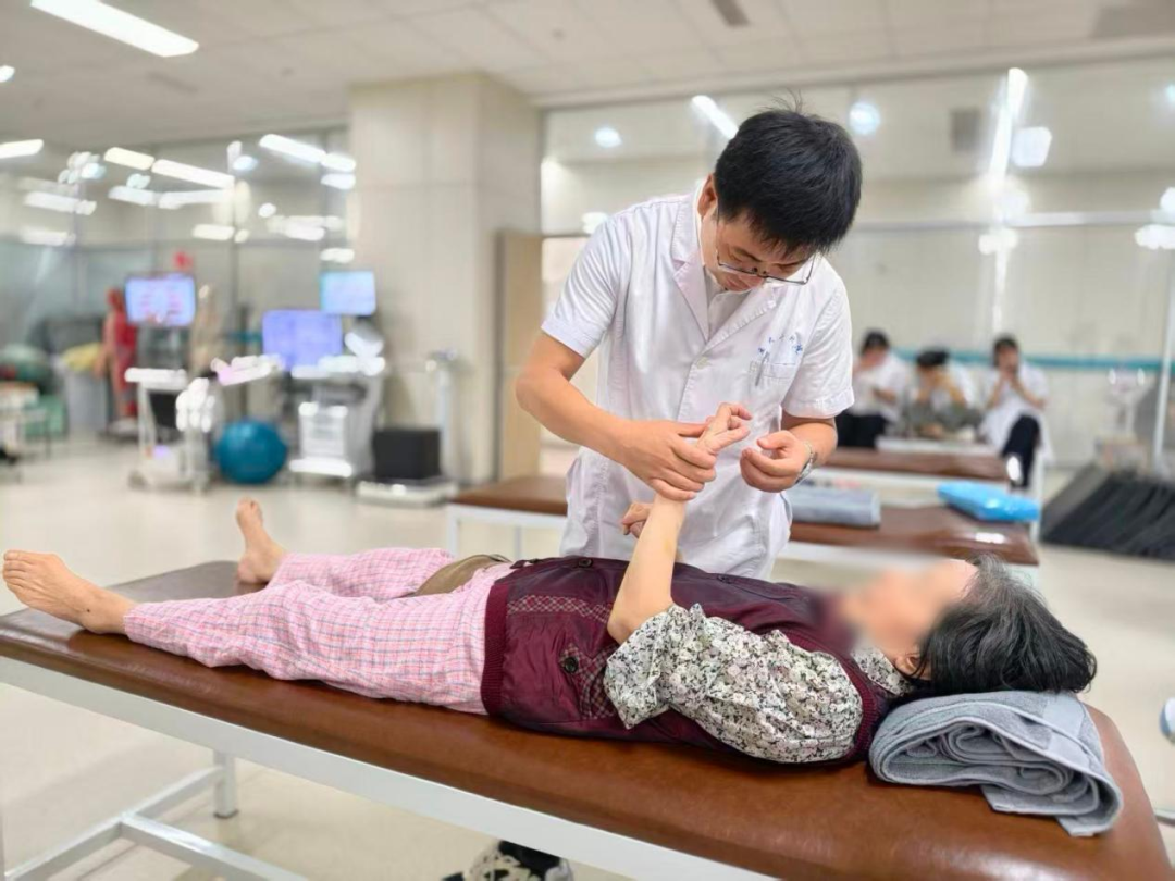 礼赞祖国77华诞 | 我的岗位在健康中国地图上
