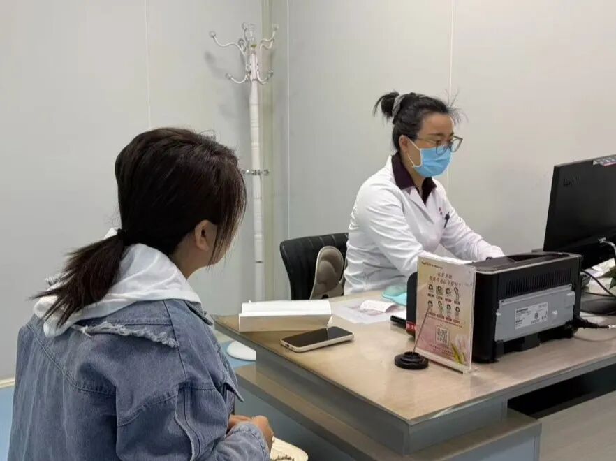【国庆我在岗 白衣守平安】延安中医人这样过佳节！