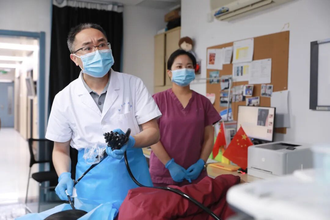 礼赞祖国77华诞 | 爱我中华，医者初心贺国庆