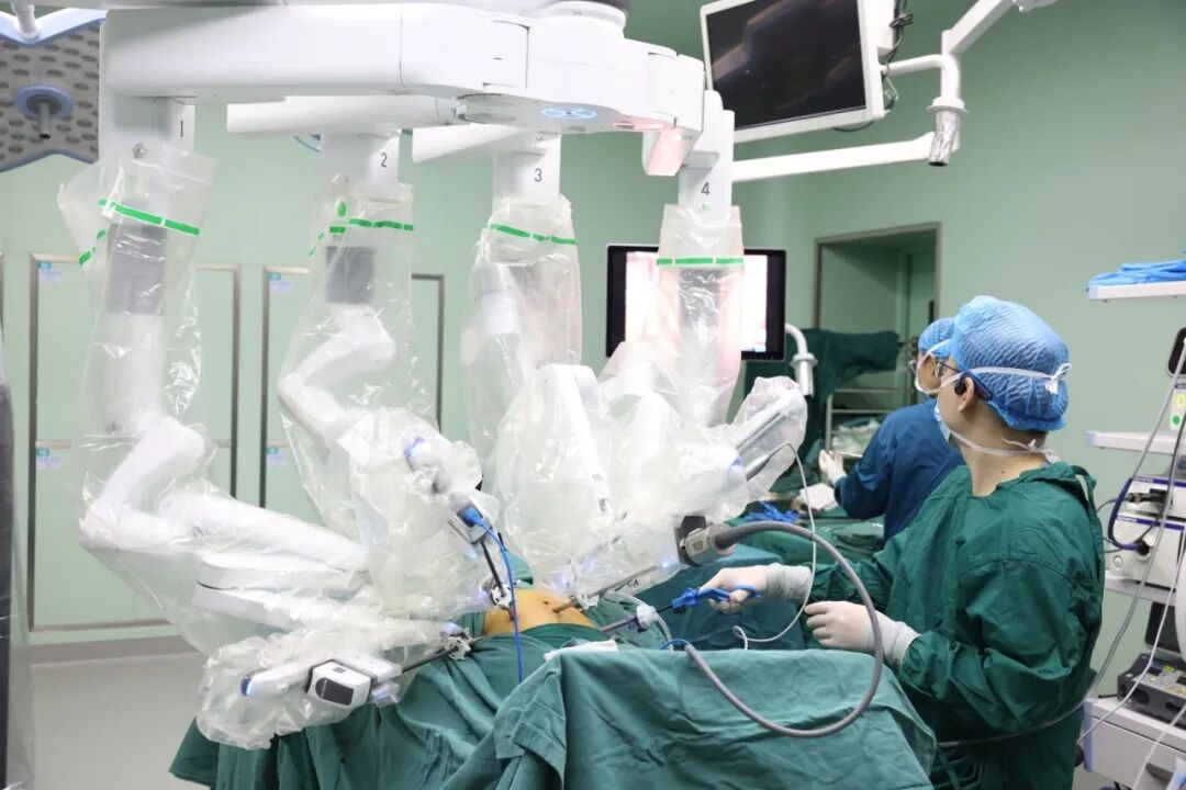 【达芬奇一千零一·启新程】胃肠外科:开篇启幕·始终领航