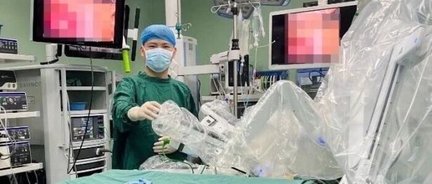 【达芬奇一千零一 · 启新程】胸外科：病种拓新 · 提质深耕