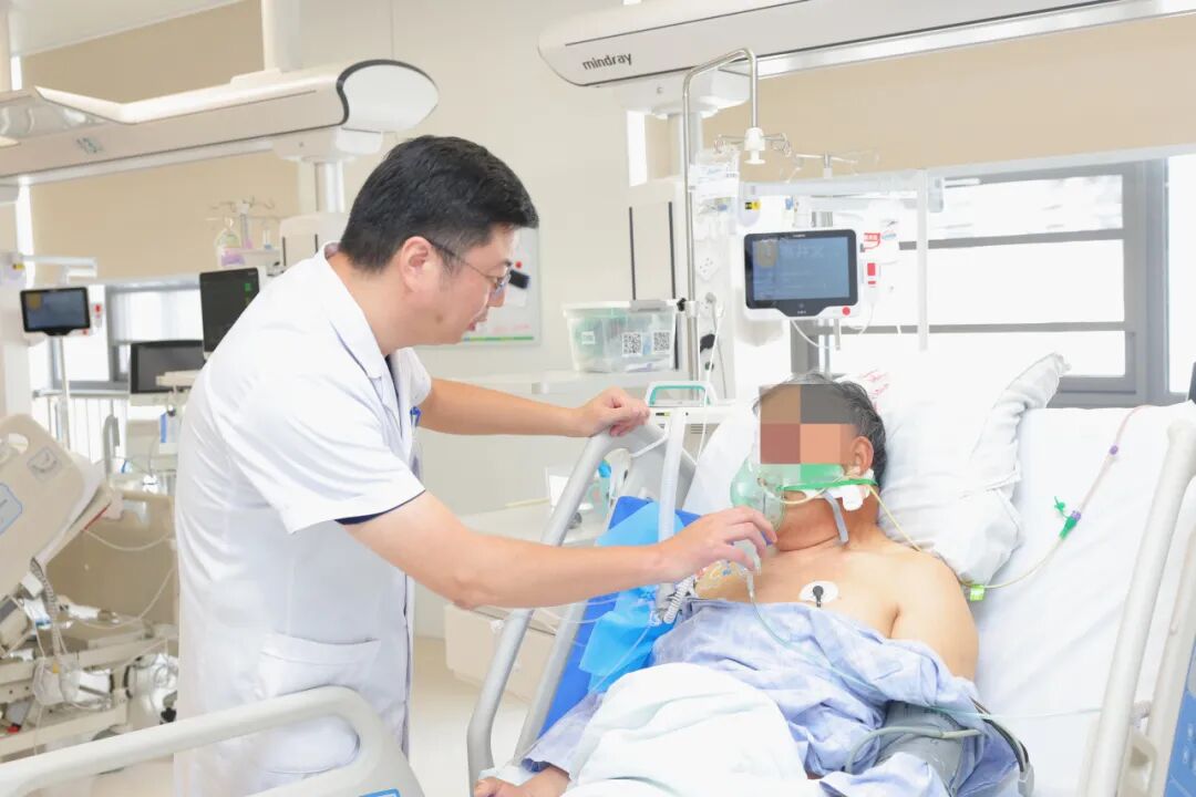 3台ECMO 3场生死竞速!——淮安市一院急诊医学科国庆假期前后连续救治三名极危重心血管疾病患者