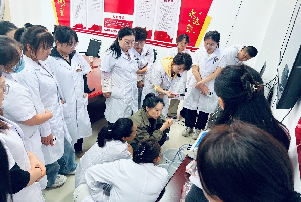 优质资源下沉传薪火 紧密型城市医疗集团帮扶结硕果