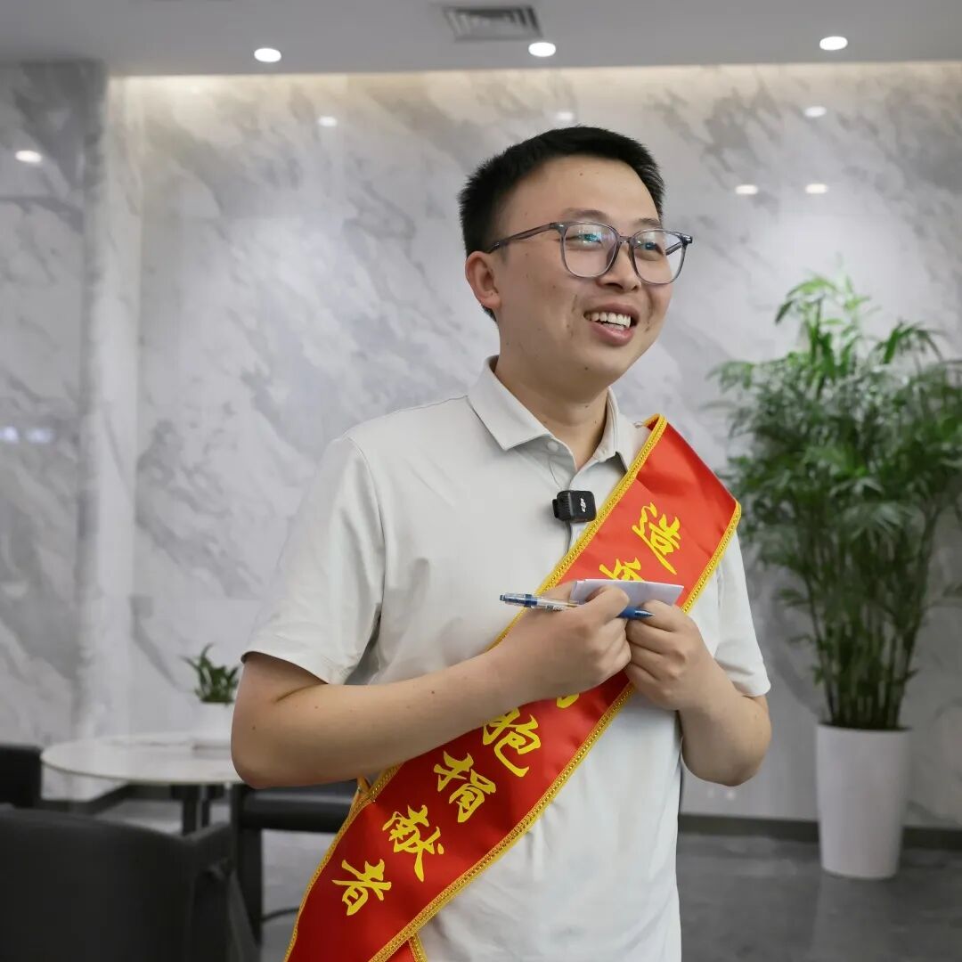 “心情跟中了1000万大奖一样!”30岁生日这天,浙江护士作了一个决定......