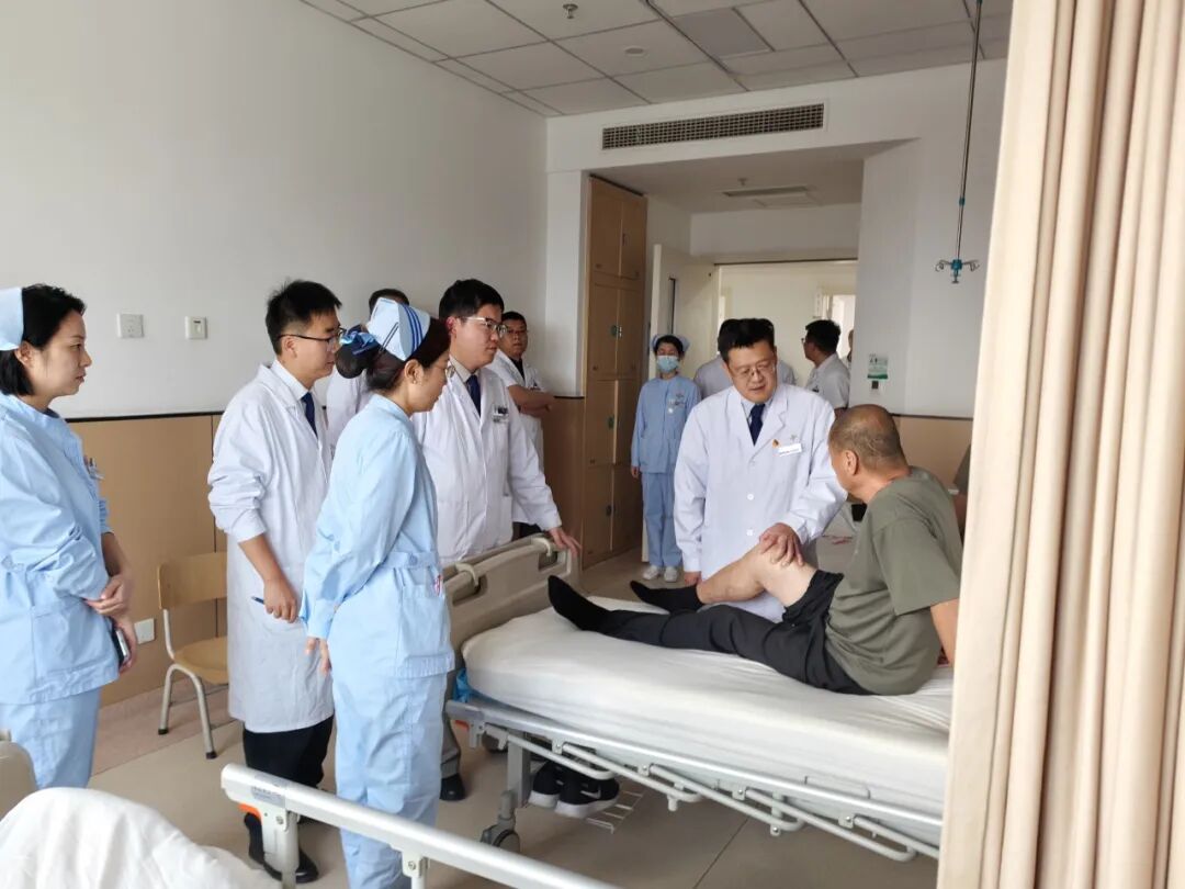 【优质服务】做完手术不用来回跑，康复治疗师直接驻进病房！