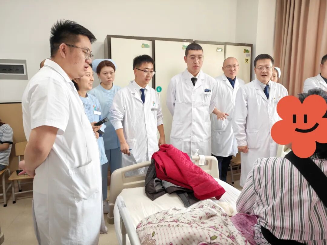【优质服务】做完手术不用来回跑，康复治疗师直接驻进病房！