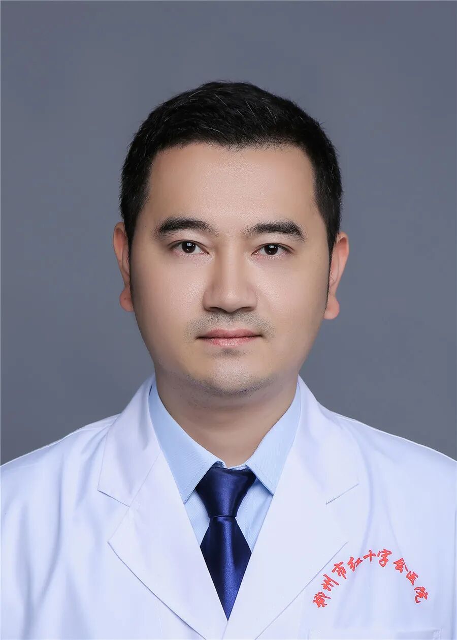 眼睛进了灰尘、小飞虫怎么办?眼科医生分享正确应急方法