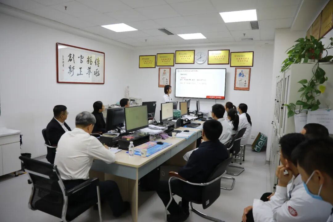 名师传薪火 思辨促提升|岐黄学者刘清泉教授在我院讲学收徒并开展教学查房