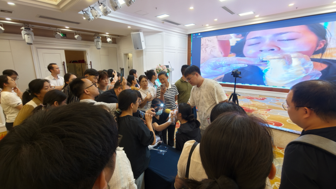 我院成功举办广西名老中医张勉教授学术经验传承暨中医外治疗法在耳鼻咽喉科临床应用学习班、郝小波名中医经验传承暨专科诊疗新进展学习班