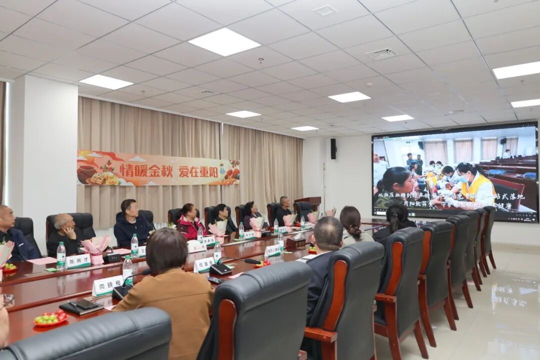 【医院动态】情暖桑榆忆初心,薪火相传促发展——我院开展2026退休老专家座谈会