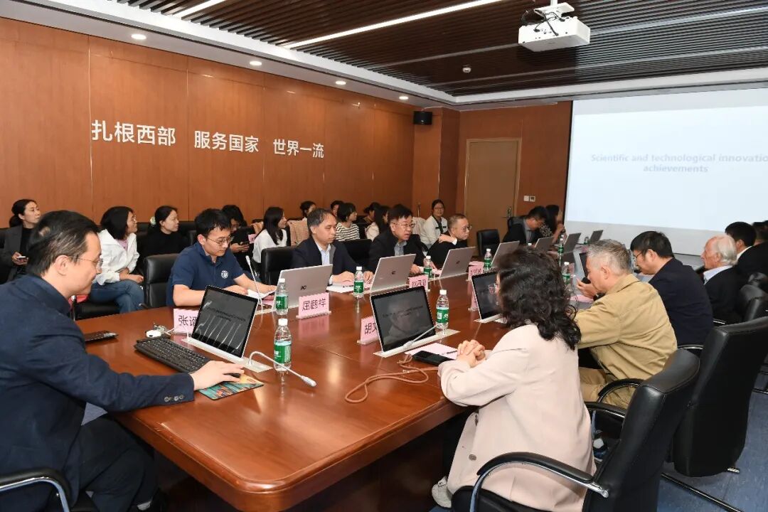 诺贝尔生理学或医学奖获得者马里奥·卡佩奇应邀赴西安交通大学参访交流