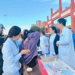 长治市中医医院疼痛科开展 “世界镇痛日” 主题义诊活动