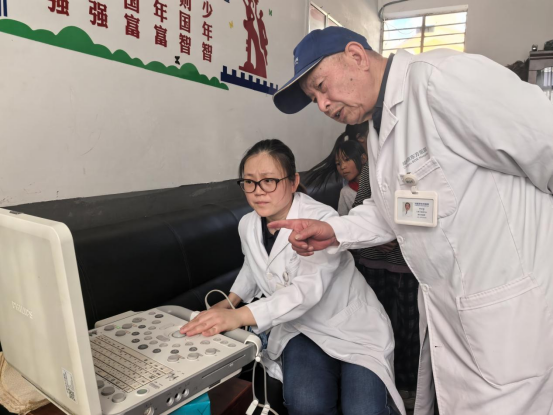 踏破昭觉千重岭，守护孩童一颗心