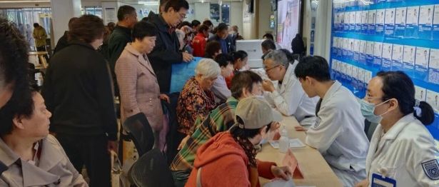 骨肌同管，共促健康｜世界骨质疏松日，我院多学科护骨义诊活动圆满落幕