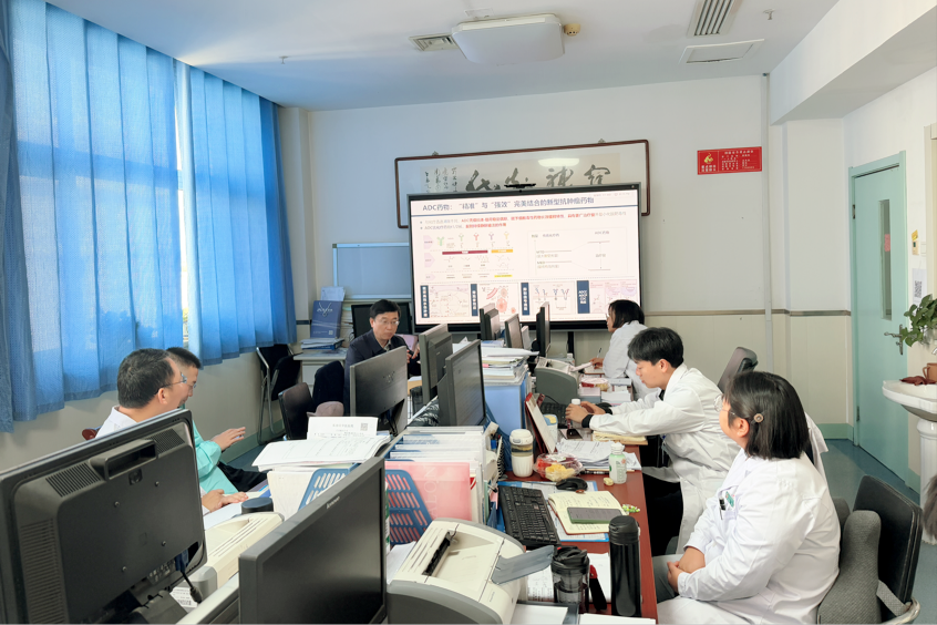 学术赋能强本领 精研病例促提升|长治市中医医院肿瘤科特邀省级专家开展胸部肿瘤专题授课与病例研讨